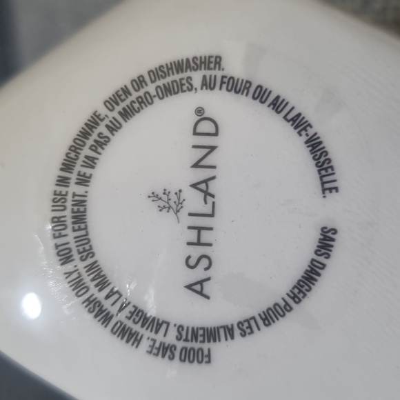 ASHLAND Pink and White Ceramic Dishes Set PICK ONE NWOT - Picture 3 of 14